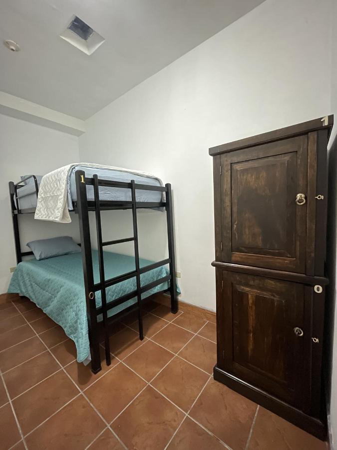 Zoola Suites Antigua Bagian luar foto